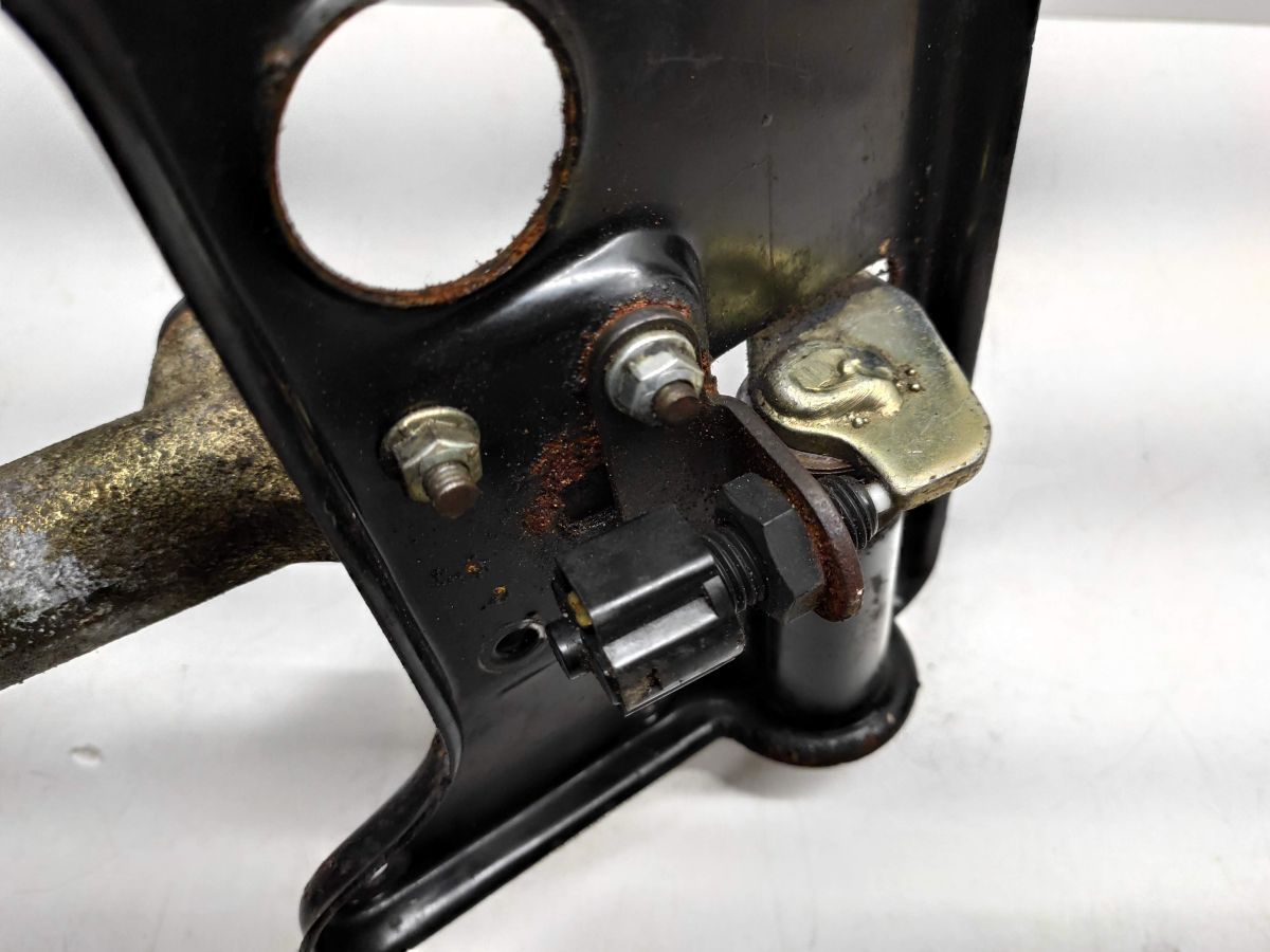 Vespa Cosa 200 FL - Hauptbremszylinder + Bremspedalwelle ! -- (35)