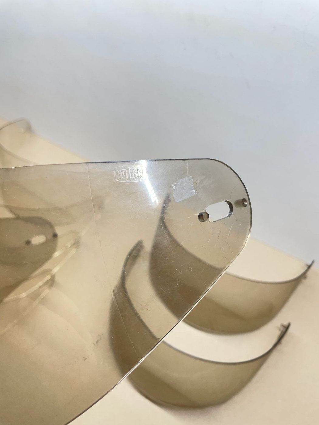 7x Nolan Helmvisier Klar / Getönt Schutzvisier Helm NOS Mofa Moped Roller (106)