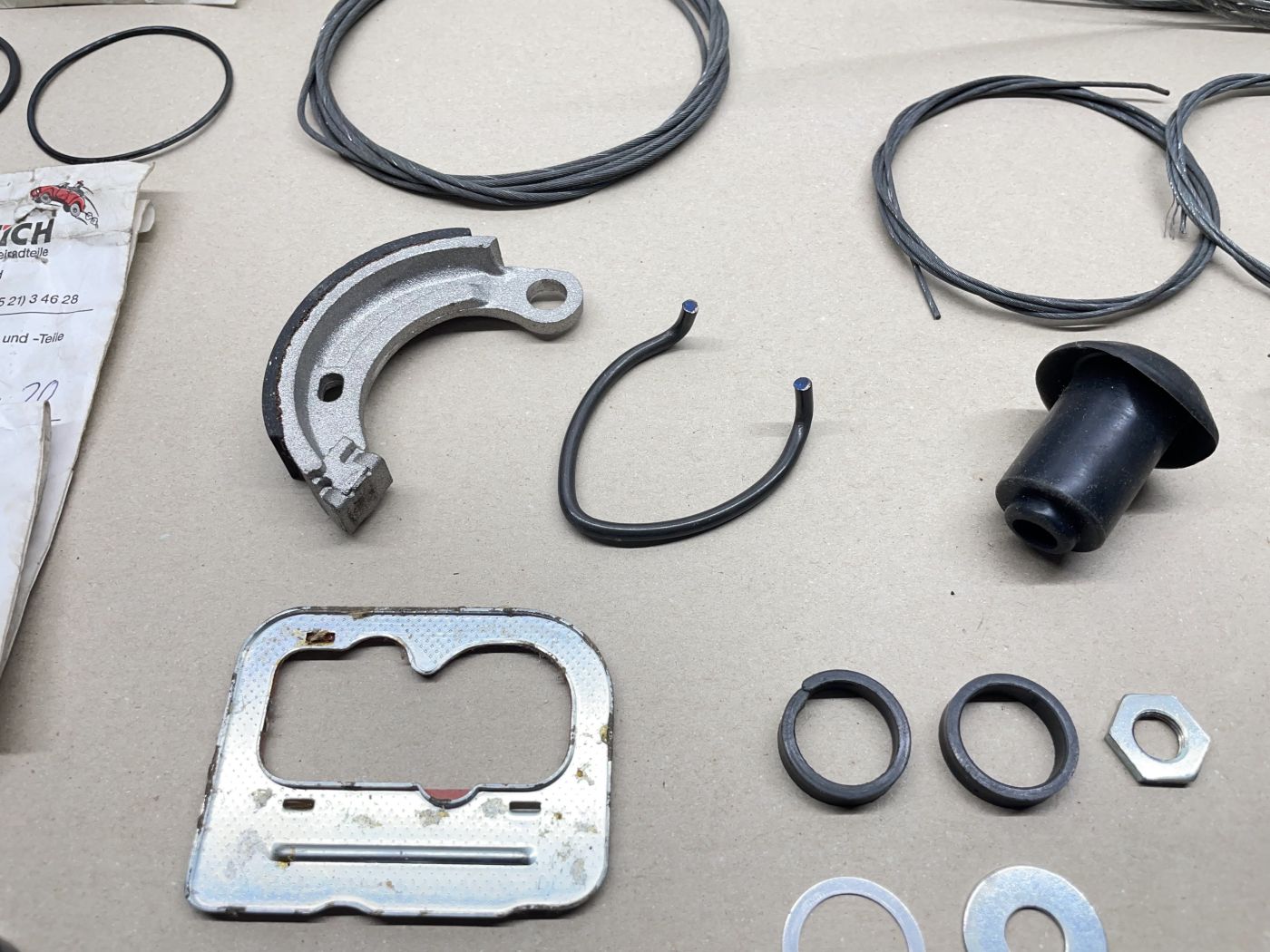 Mofa Moped Teile - Bremszug Schraube Mutter Feder Bremsbacke Dichtung Vergaser (39-81)