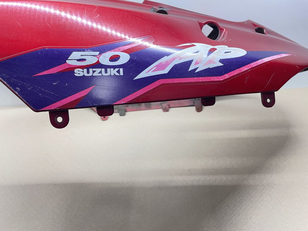 Suzuki AP 50 - Heckverkleidung Seitenteil Abdeckung fairing (62-4)