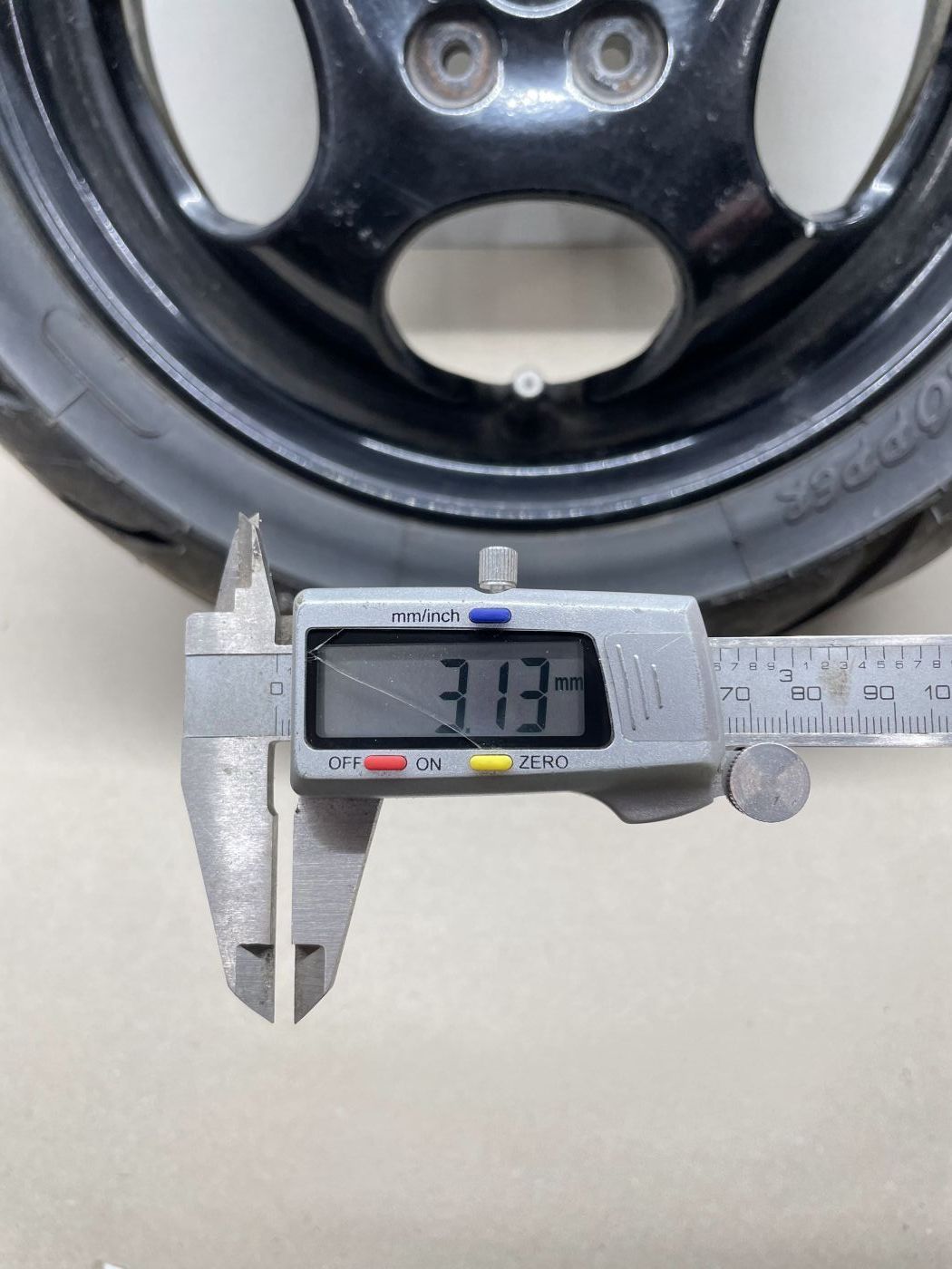 Italjet Formula 50  - Vorderrad Reifen Felge vorne wheel (102-13)