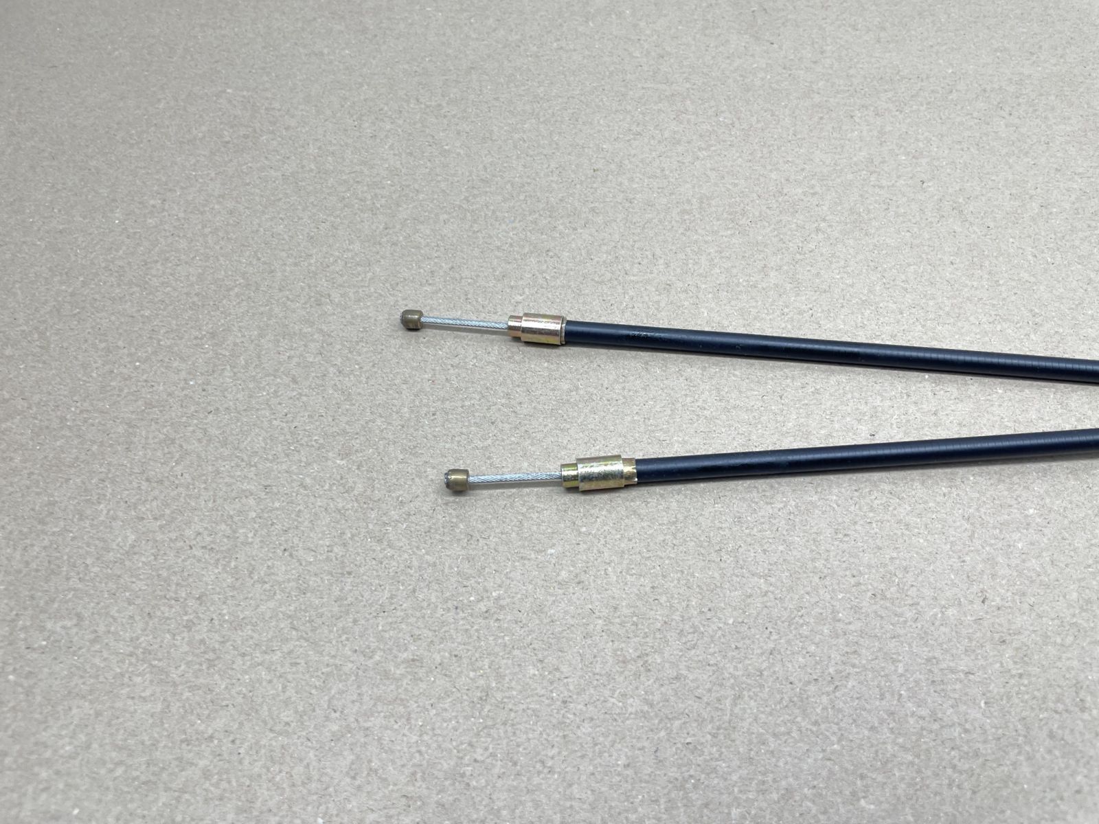 LEM Cayman / Beetlebug - 2x Bremszug vorne 0973800521 front brake cable  (118-28)