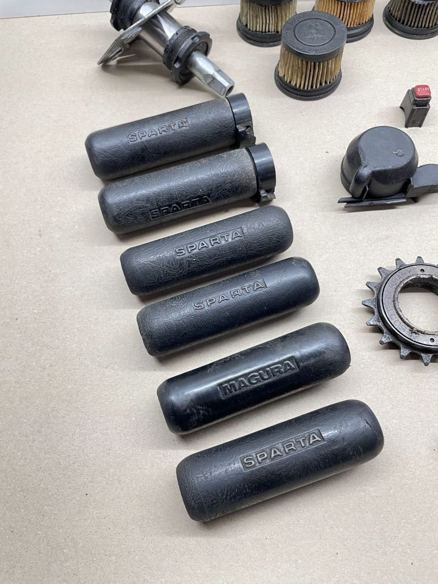 Saxonette Spartamet - Bremsgriff Zündkerzenstecker Luftfilter Bremse etc (83-7)