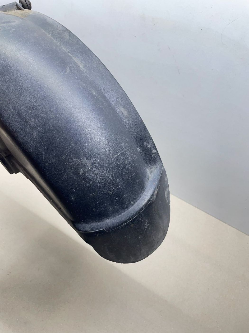 Derbi Vamos 50 - Spritzschutz hinten Hinterrad Abdeckung Verkleidung (102-16)