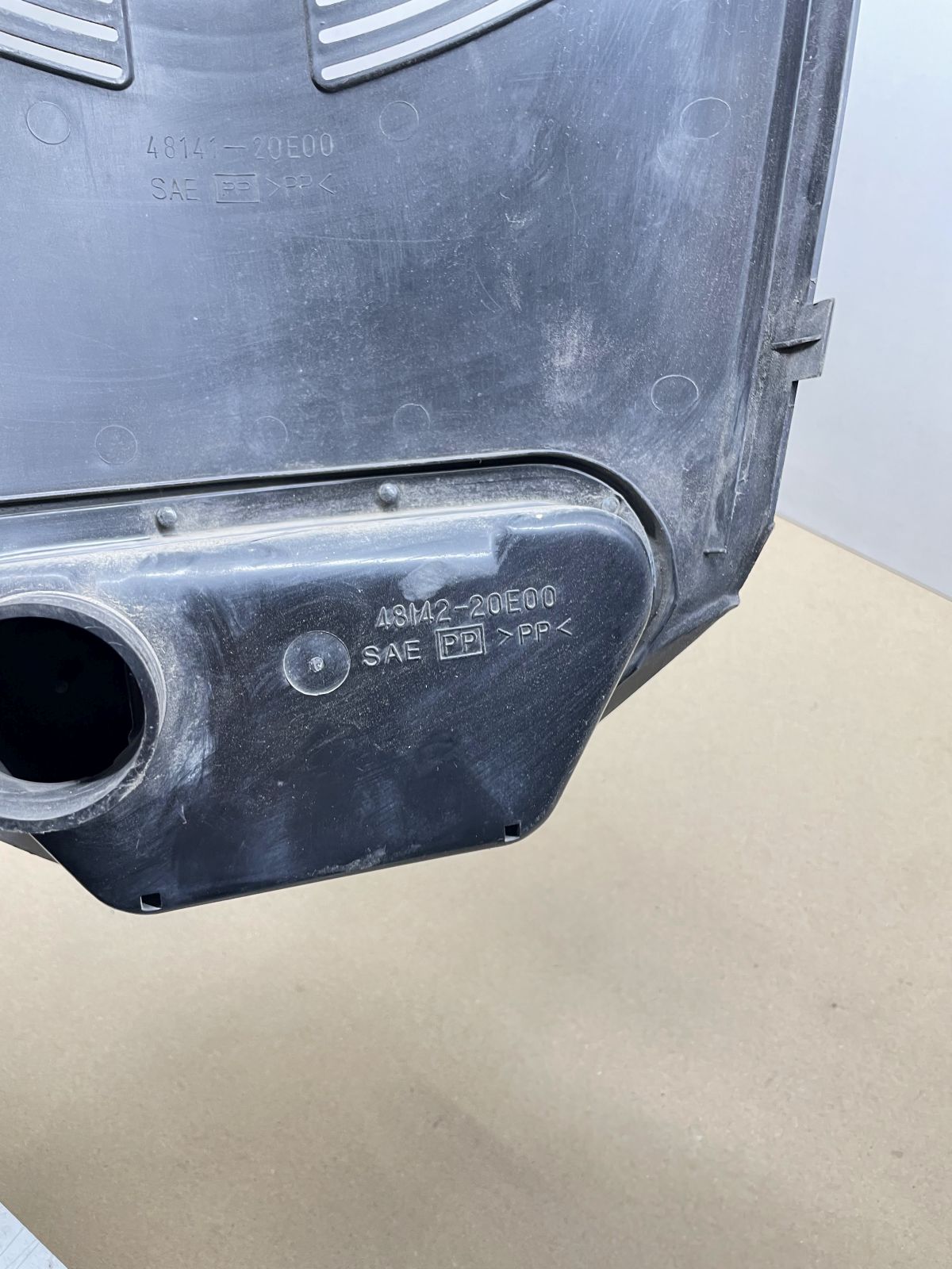 Suzuki AN 125 - Verkleidung Sitzbank Sitzbankverkleidung Innenraum fairing (77)