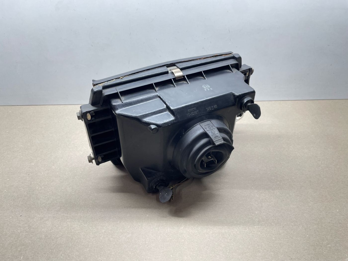 Suzuki GSX 600 F - Scheinwerfer Koito Licht Lampe vorne headlight (118-1)
