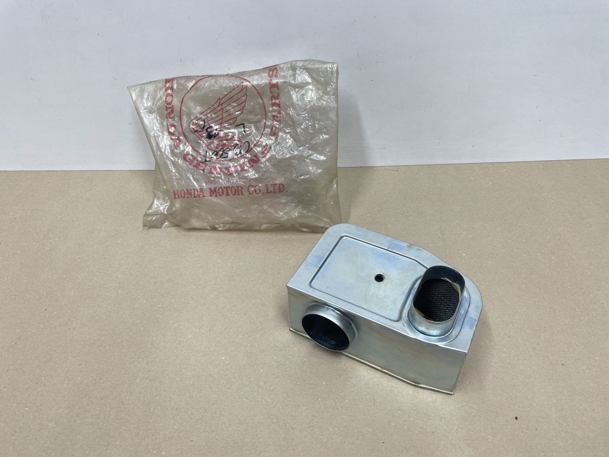 Honda CB 500 T - ORIGINAL Luftfilterkasten rechts NOS Gehäuse airfilter (118-16)