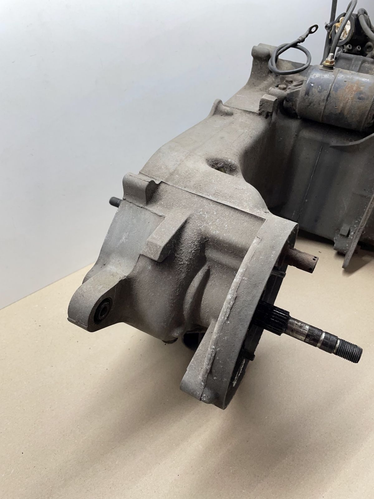 Piaggio X9 250 - Motorblock Kurbelwelle Getriebe Zylinder Anlasser engine (75)