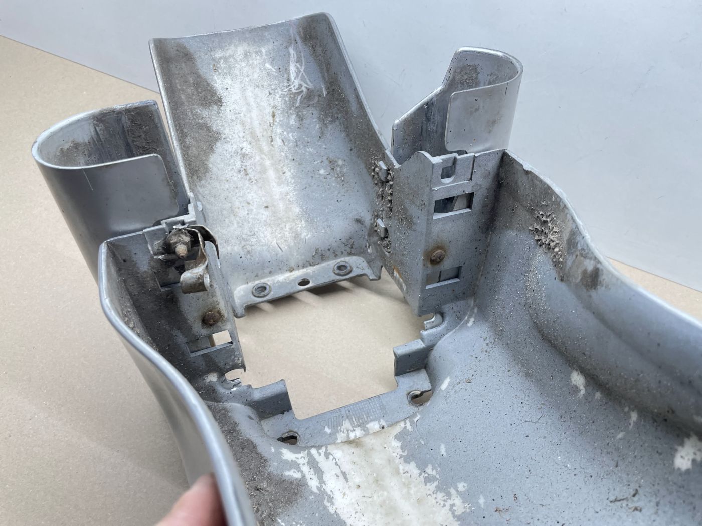 Piaggio Beverly 125 - Kotflügel Spritzschutz Verkleidung vorne Abdeckung fairing (110)