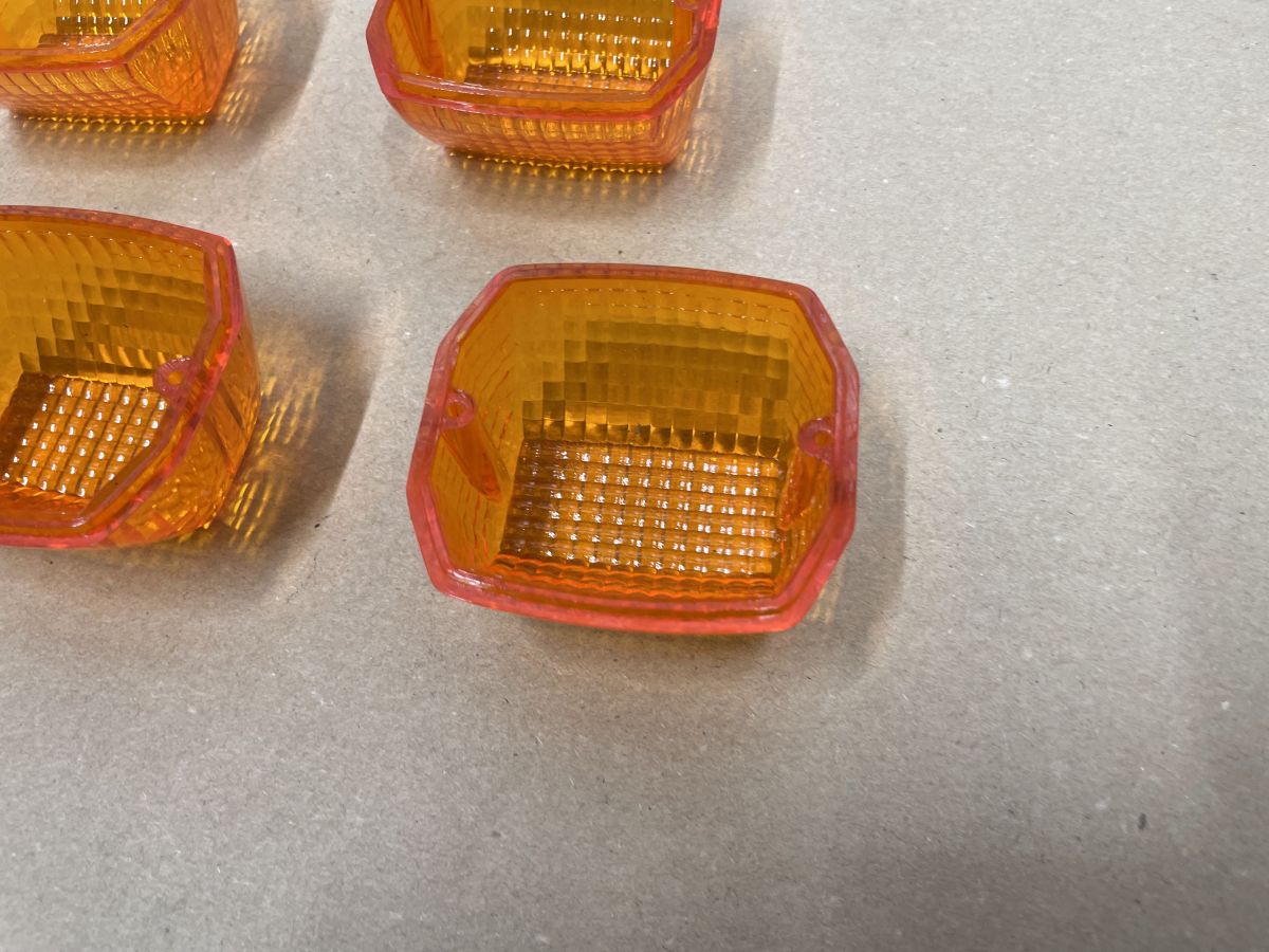 4x Blinker Glas Blinkerkappe - Kawasaki GPX 600 GPZ 750 900 GTR 1000  (118-11)