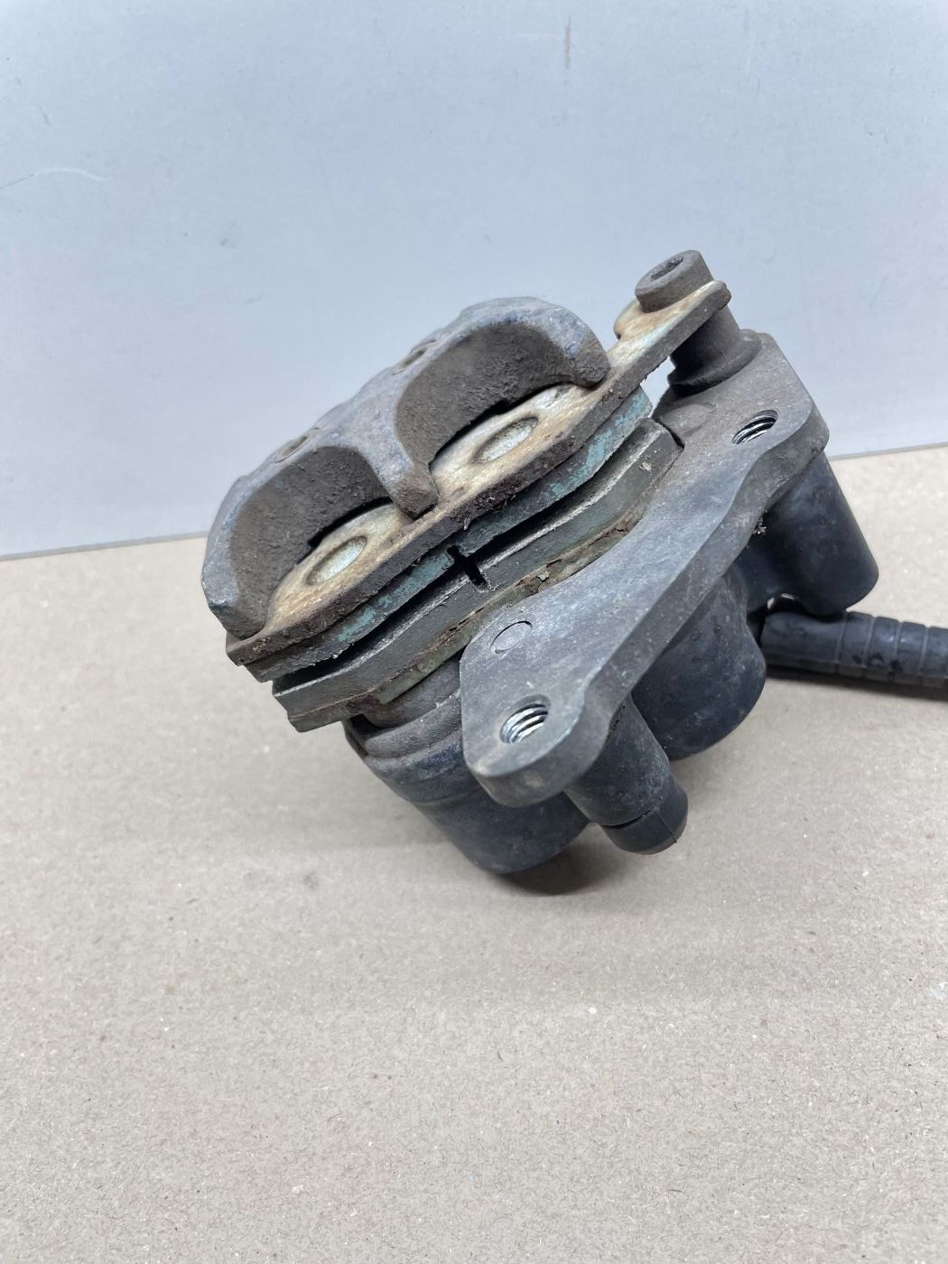 Piaggio Beverly 125 - Bremse vorne Bremspumpe Bremszange Bremszylinder (110)