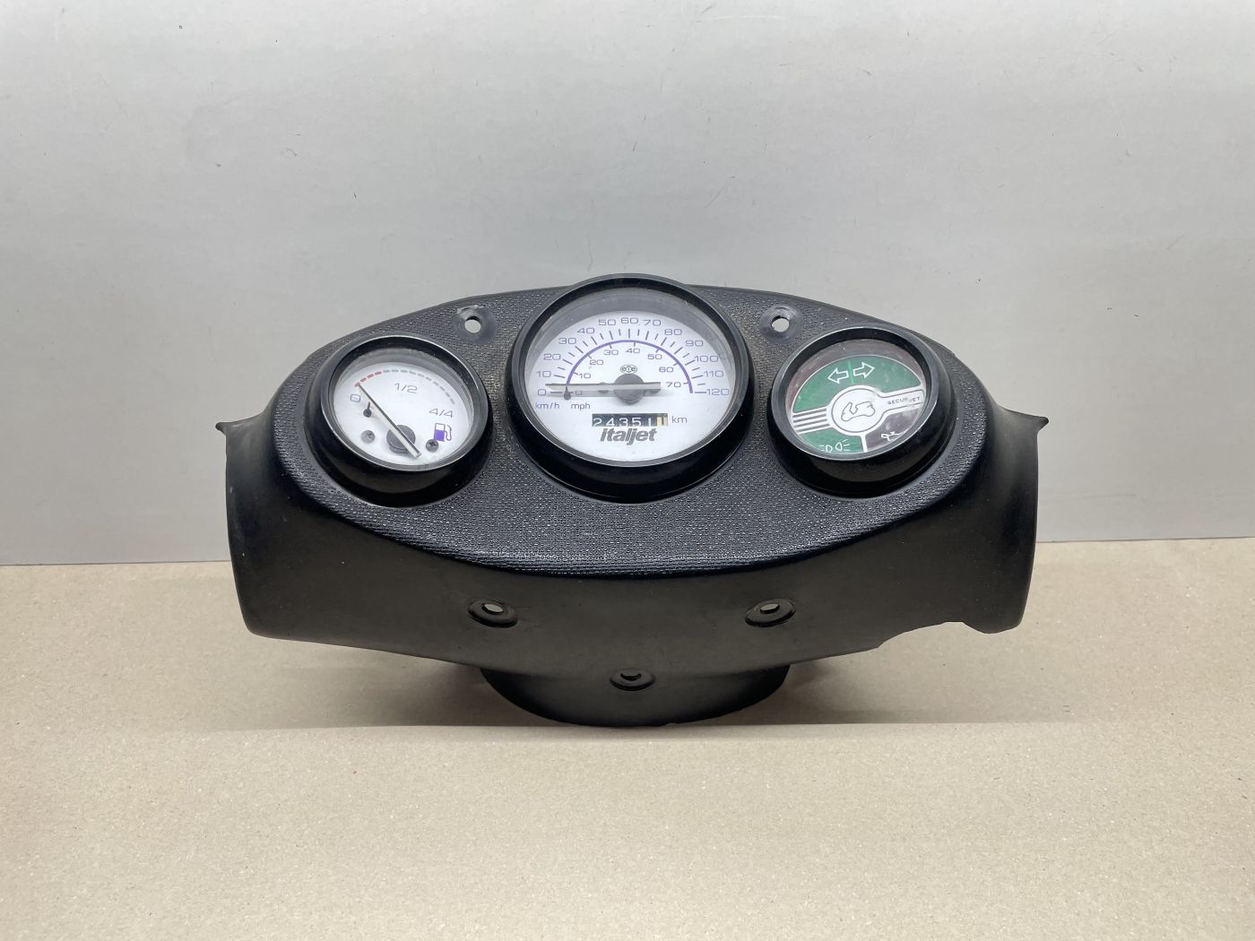 Italjet Formula 50 - Tacho Benzinstandanzeige Blinker Licht Öl Tachowelle (102-13)
