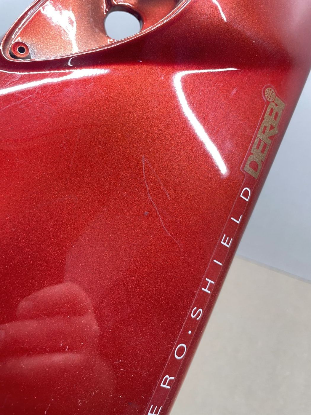 Derbi Vamos 50 FL - Verkleidung vorne links Front Abdeckung fairing (118-V)