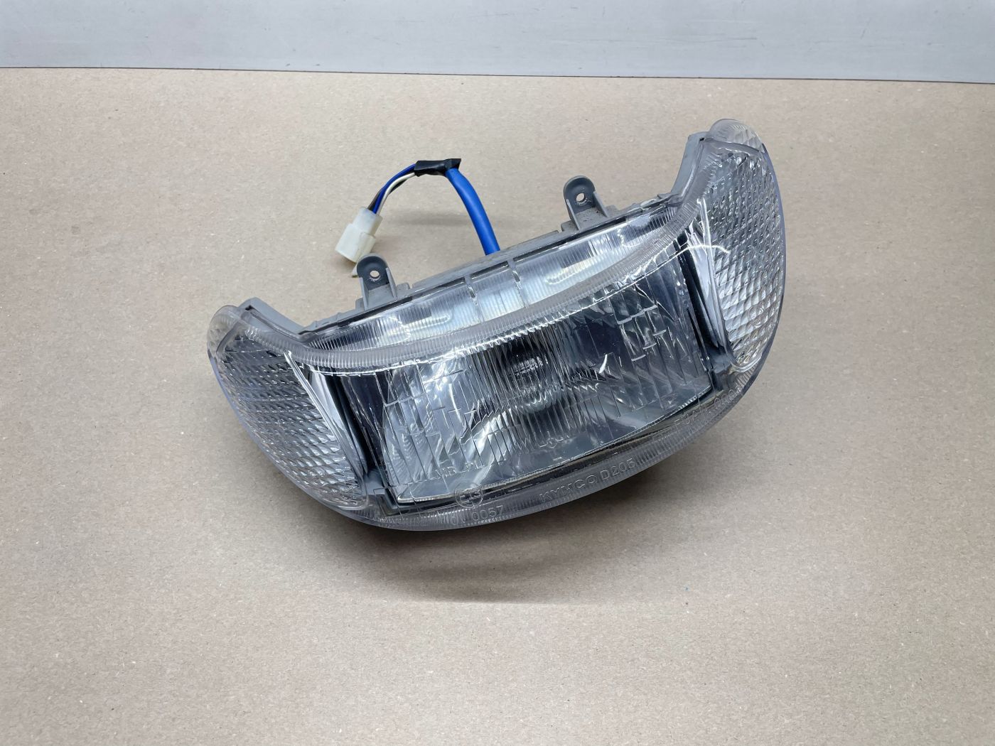 Kymco KB 50  - original Scheinwerfer Licht Lampe vorne head light (117)