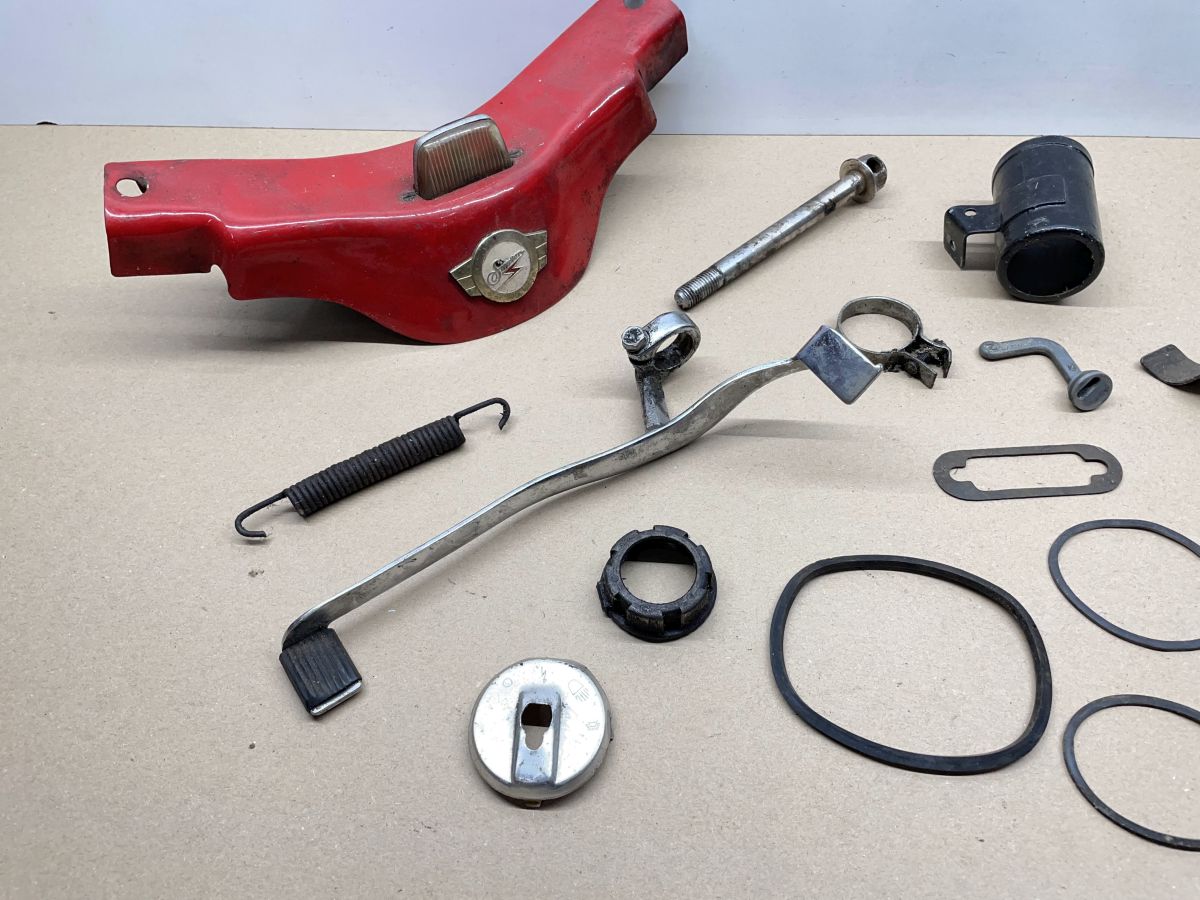 Simson Schwalbe original Teile Verkleidung Schaltwippe Luftfilter Schraube etc.