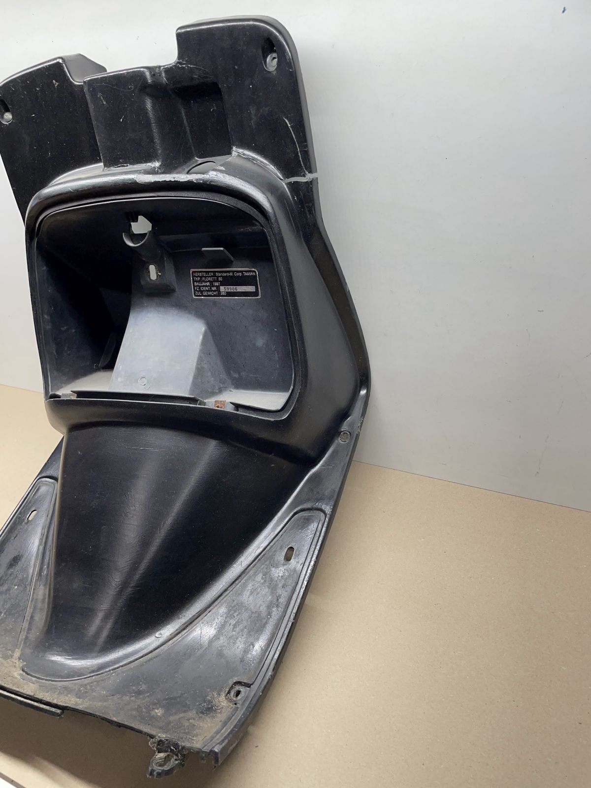 Kreidler Florett 50 2T - Beinschild Innenraum Verkleidung Abdeckung (71)