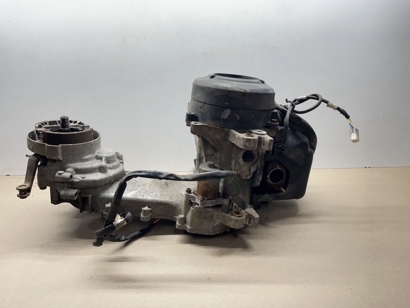 Kymco Cobra Cross - Motorblock Zylinder Getriebe Kurbelwelle engine (114)