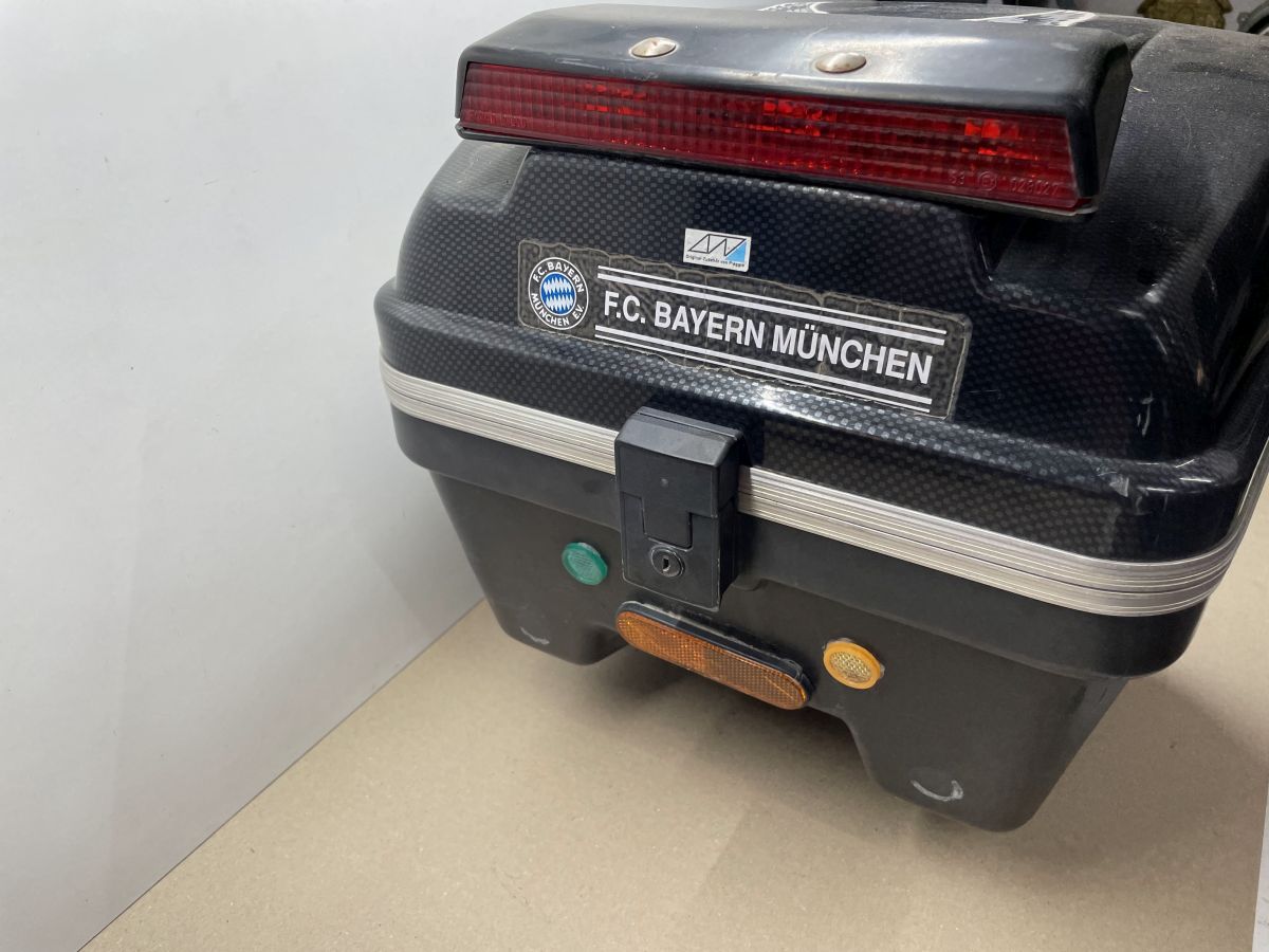 Piaggio Sfera RST 50 - ORIGINAL Gepäckträger + Piaggio Topcase Koffer  (72-2)