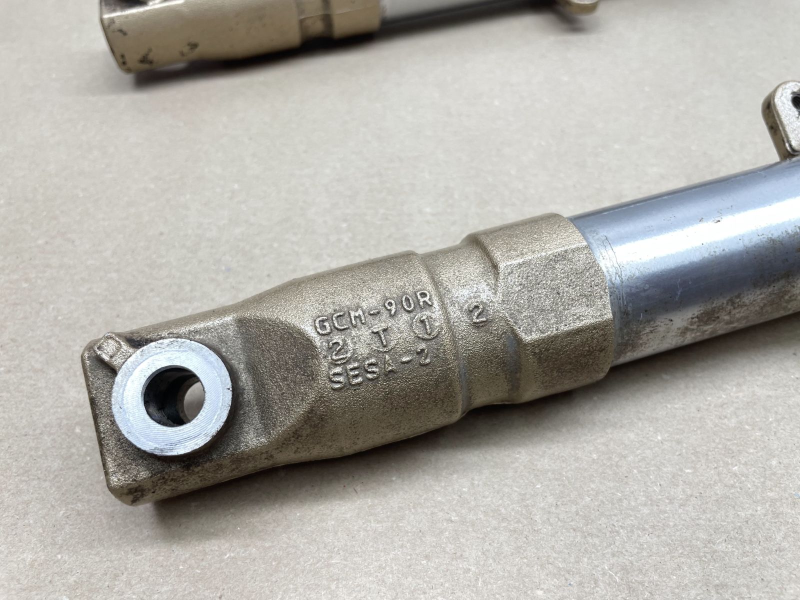 Honda X8R- original Gabel Stoßdämpfer Federung fork  (119)