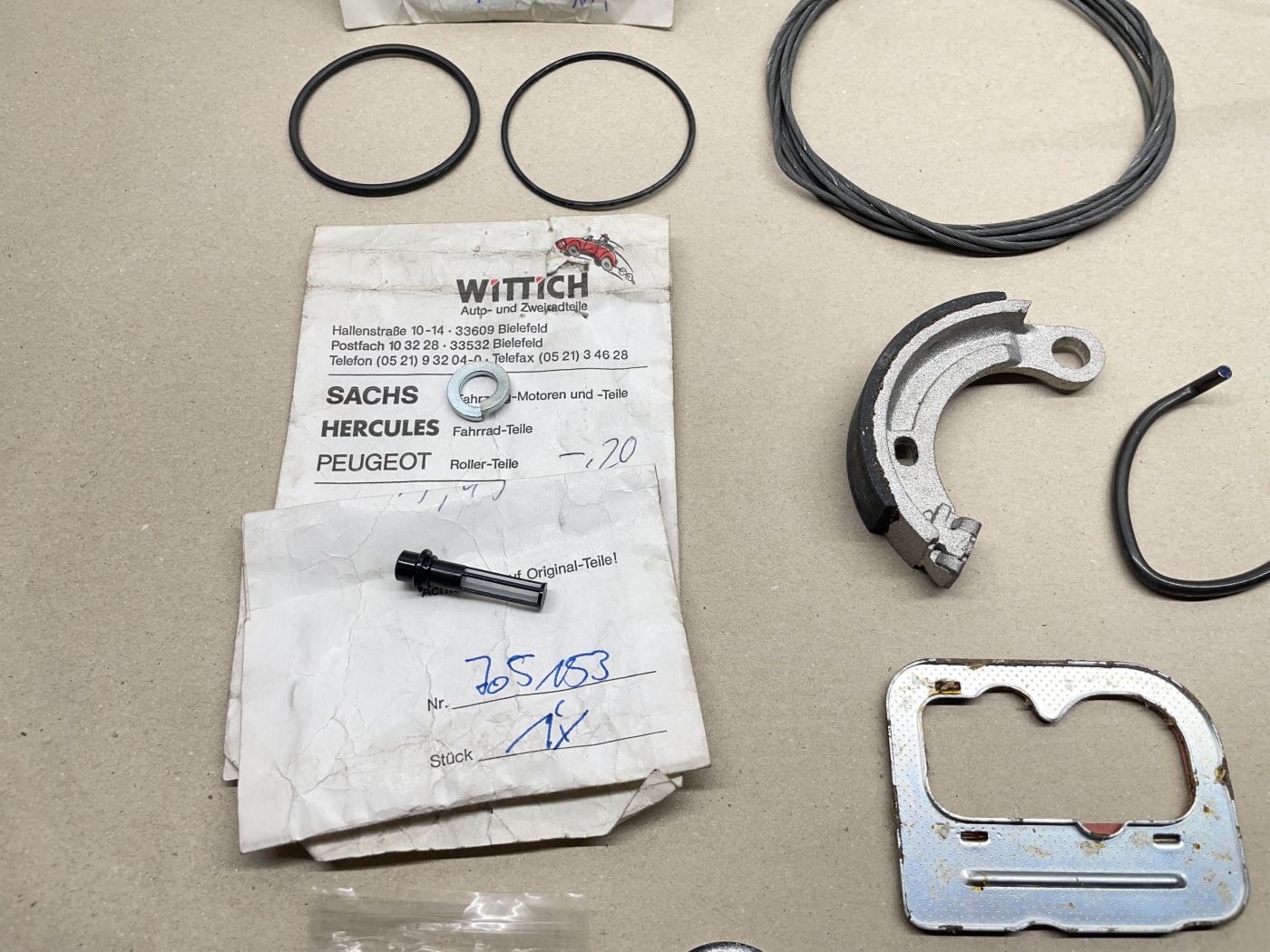 Mofa Moped Teile - Bremszug Schraube Mutter Feder Bremsbacke Dichtung Vergaser (39-81)