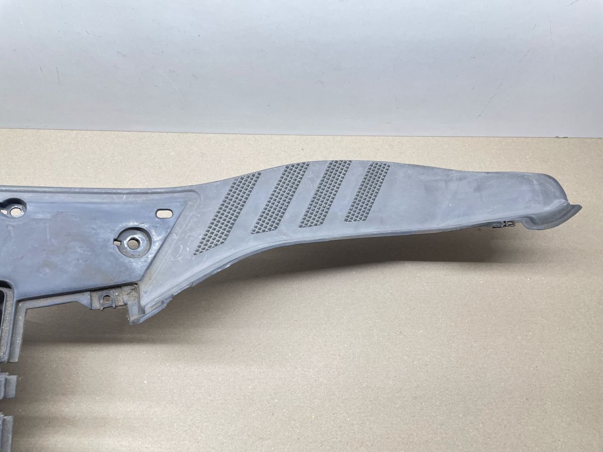 Yamaha Cygnus XC 125 - Trittbrett Fußablage Abdeckung Verkleidung (74)