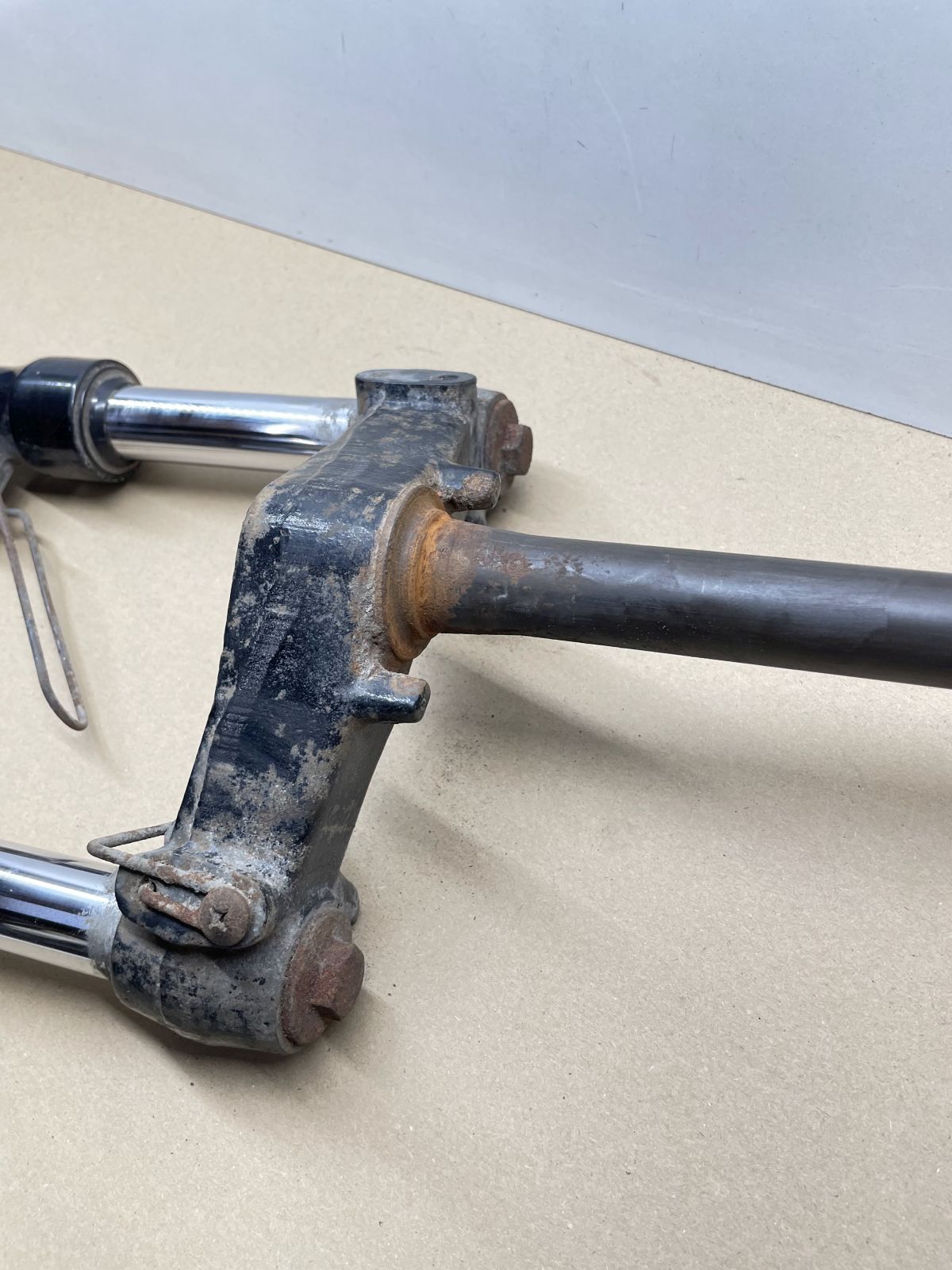 Suzuki AN 125  - Vordergabel Gabel Federung Stoßdämpfer Tachrohr front fork (77)