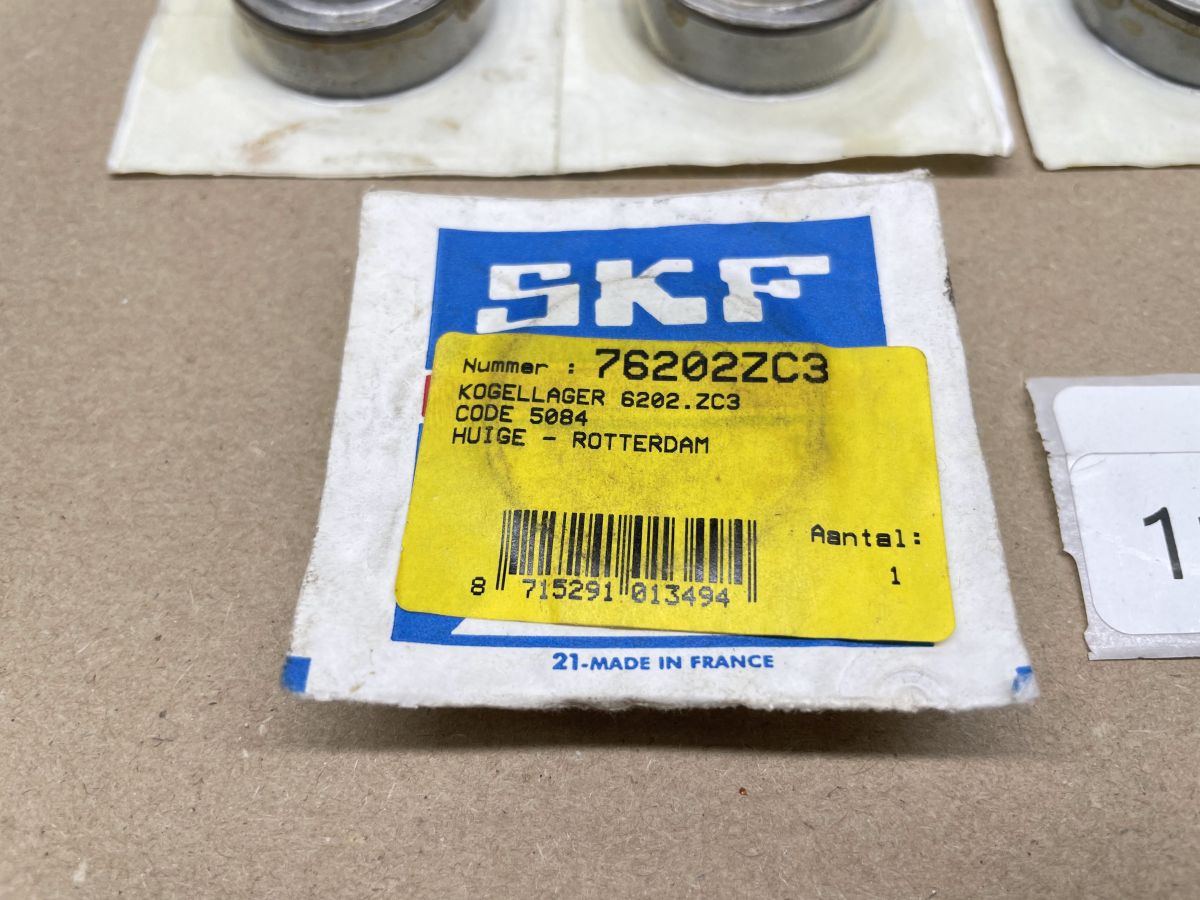 4x SKF Rillenkugellager Typ 6202 Z C3 / 15x35x11 mm einseitig abgedichtet (118-17)