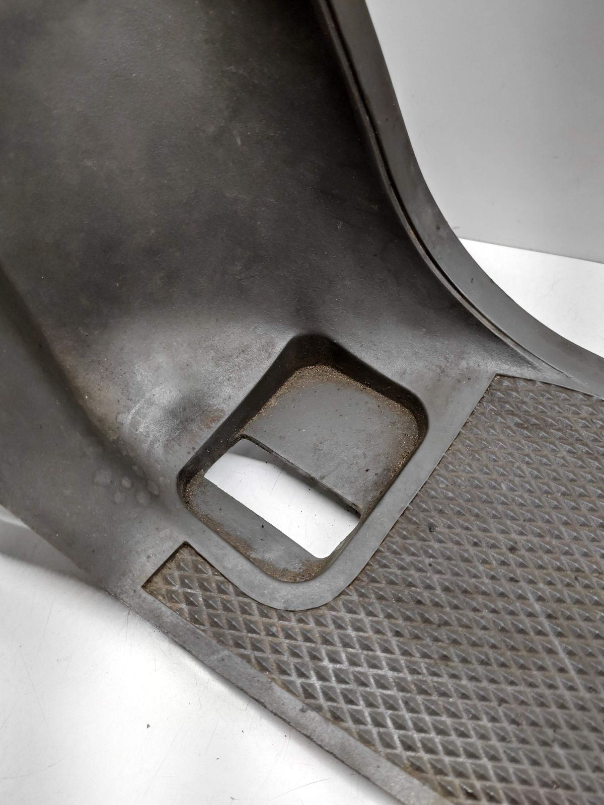 Vespa Cosa 200 FL - original Trittbrett rechts Trittmatte Abdeckung ! -- (35)