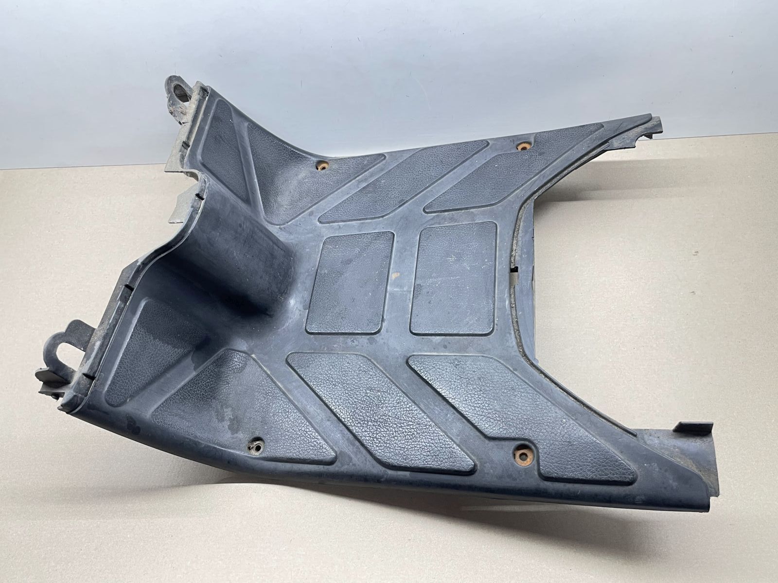 Piaggio TPH XR 50 - original Trittbrett Fußablage Abdeckung Verkleidung (84-28)