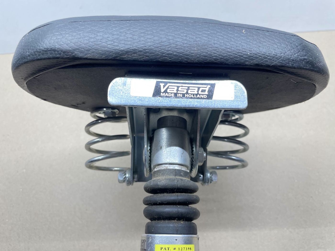 Fahrradsattel Vasad Rocky gefederte Sattelstütze 27.2mm Damen Sattel Rock (112-G1)