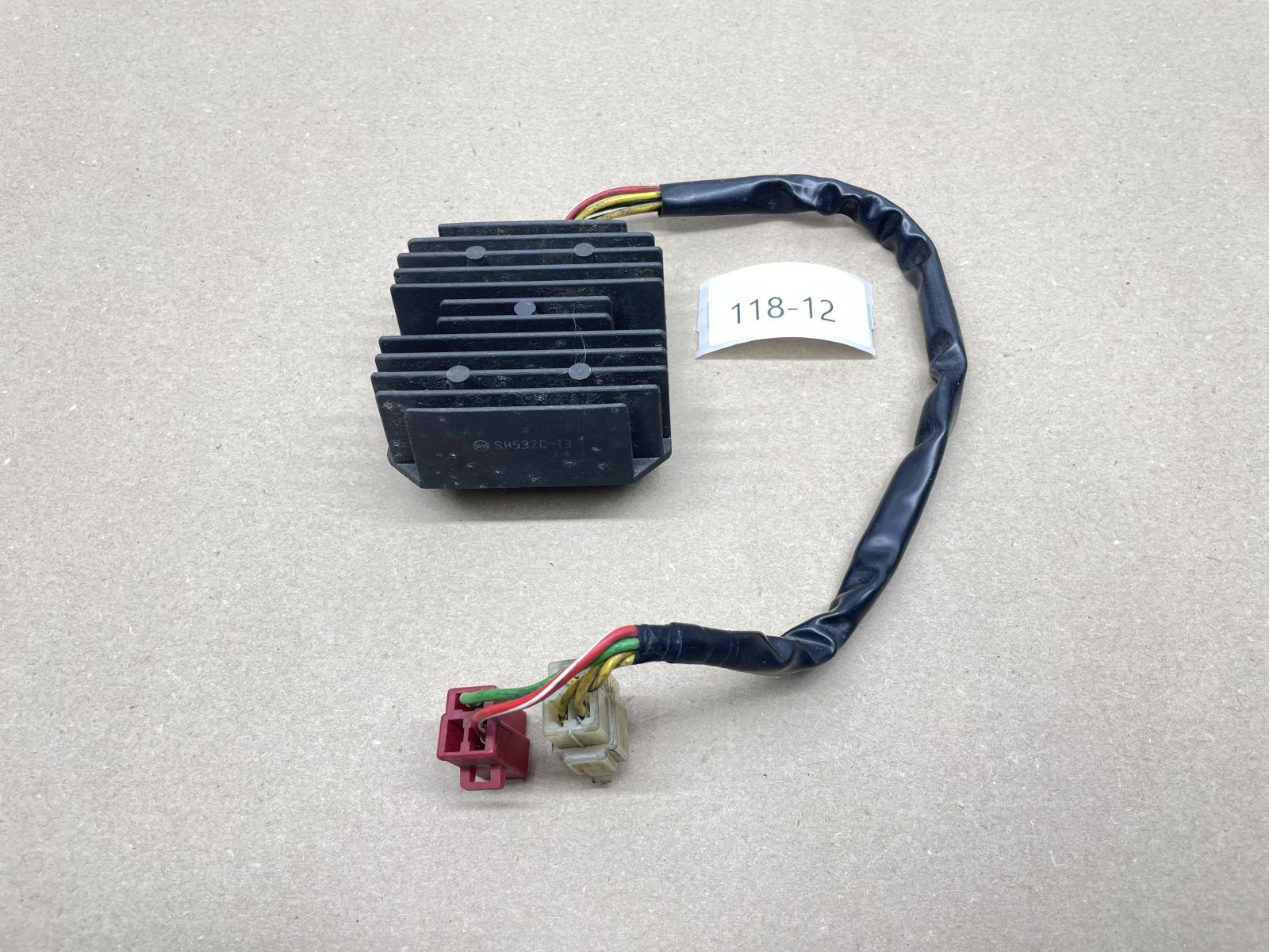 Honda NX 650 Dominator - Gleichrichter Laderegler SH532C-13 Lichtmaschine (118-24)