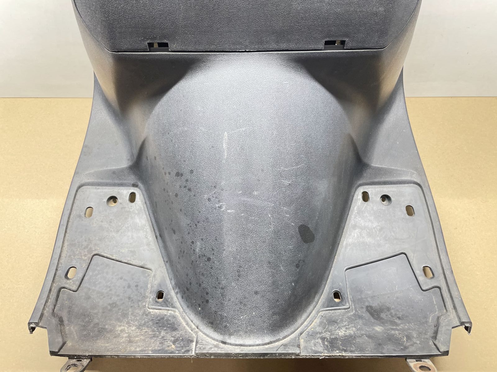 Suzuki AN 125 - Beinschild Innenraum Abdeckung Verkleidung fairing (77)