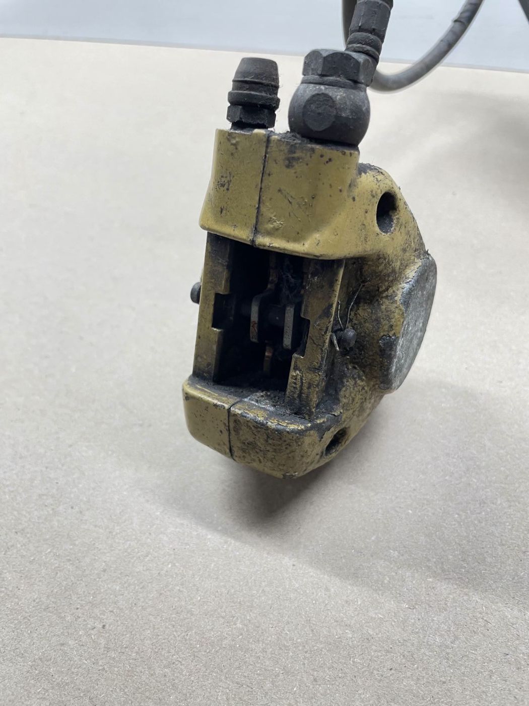 Aprilia Leonardo 125 - Bremse vorne Bremspumpe Bremszange brake (109-1)
