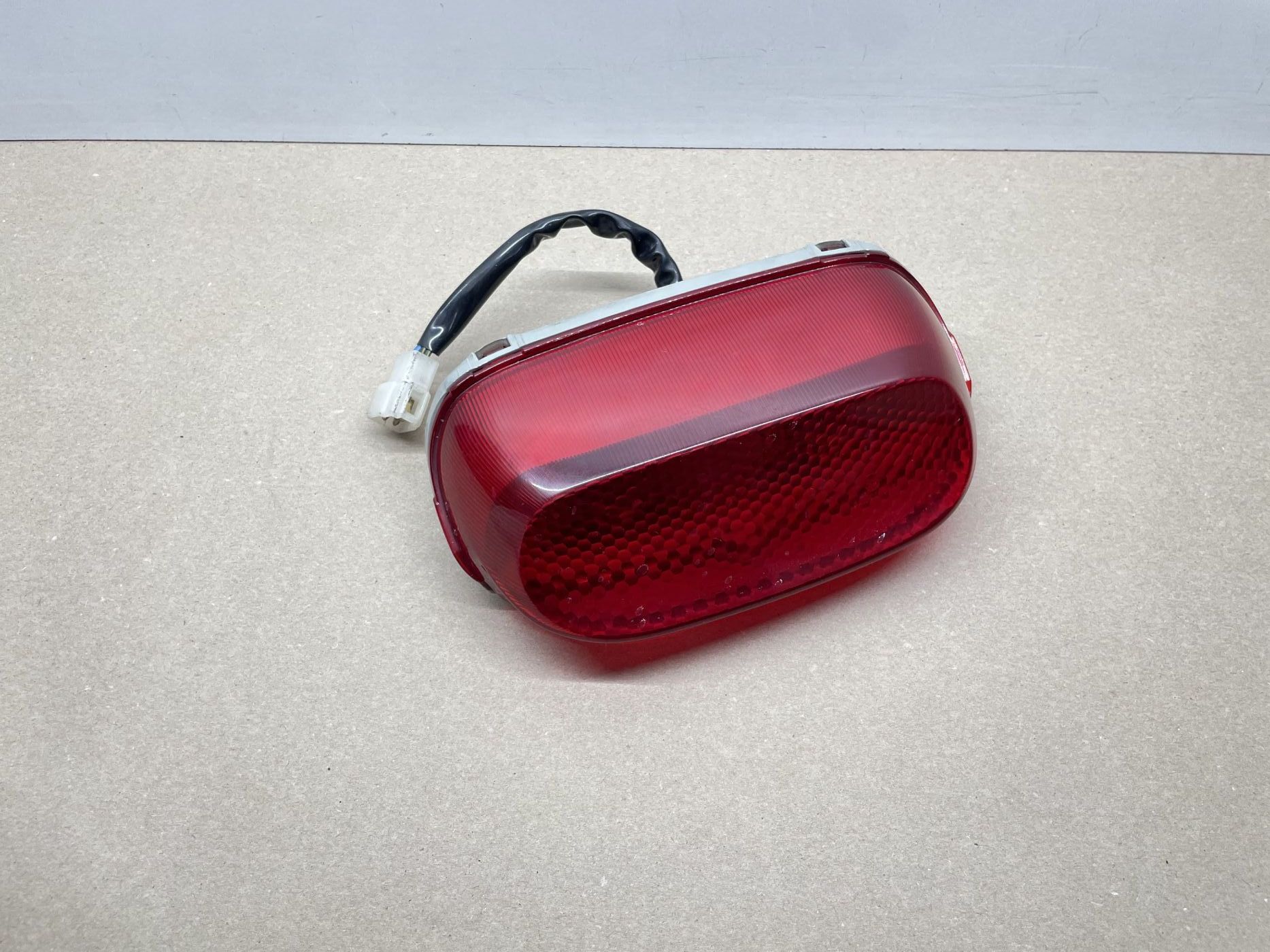 Kawasaki ZZR 600 - Rücklicht Licht Lampe hinten rearlight  (118-1)
