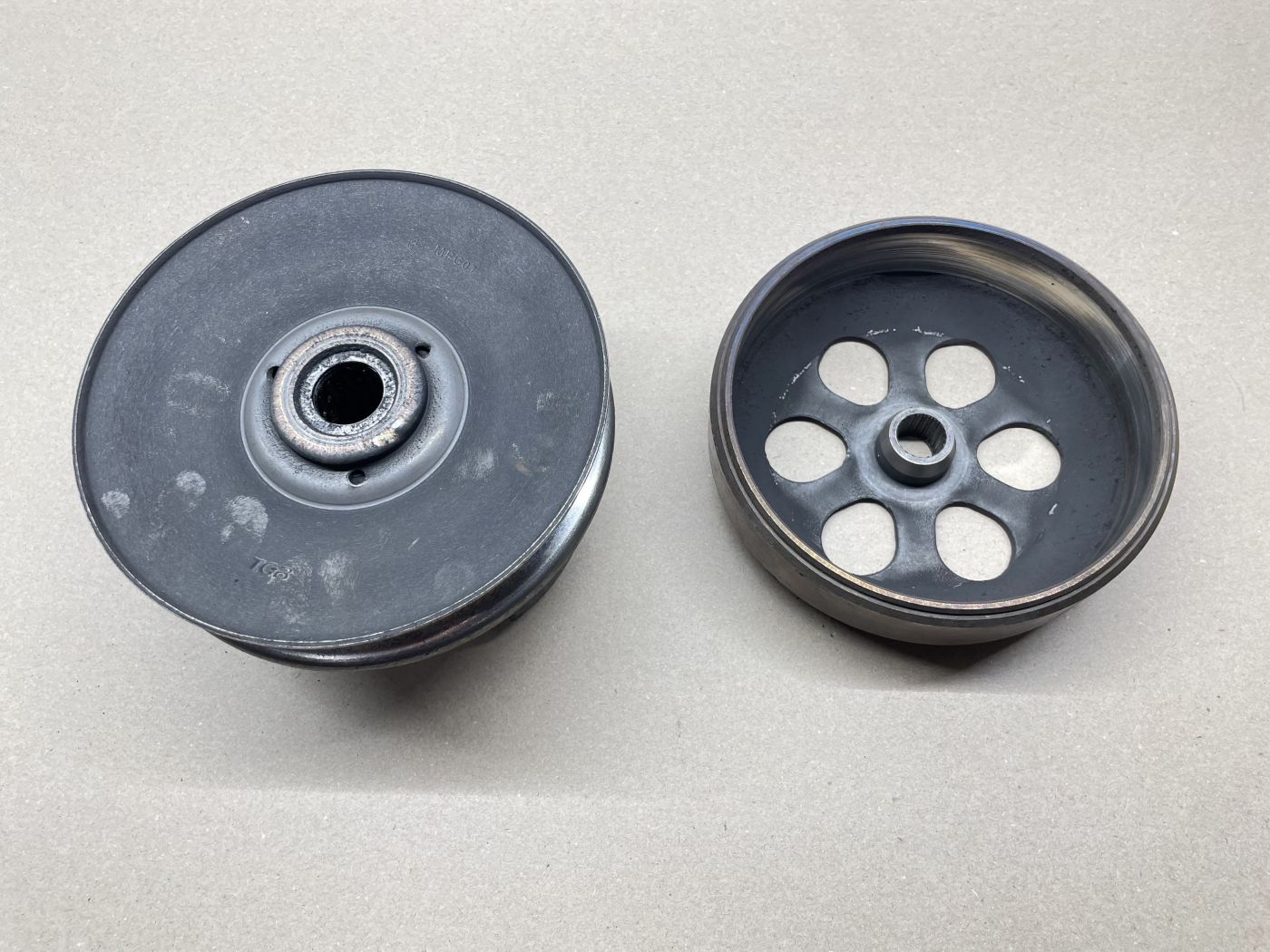 Piaggio Beverly 125 - Kupplung MPC01 komplett Kupplungsglocke Wandler clutch (110)