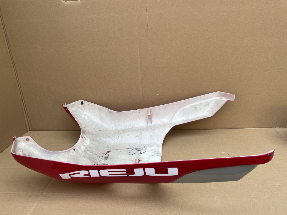 Rieju Toreo 50 - Unterboden Spritzschutz Verkleidung Wanne fairing (102-V-RO)