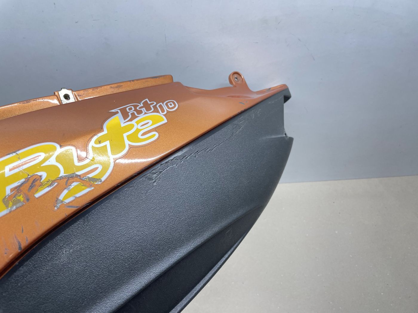 Atala Byte RT10 -  Seitenteil links Verkleidung Abdeckung fairing  (102-17)
