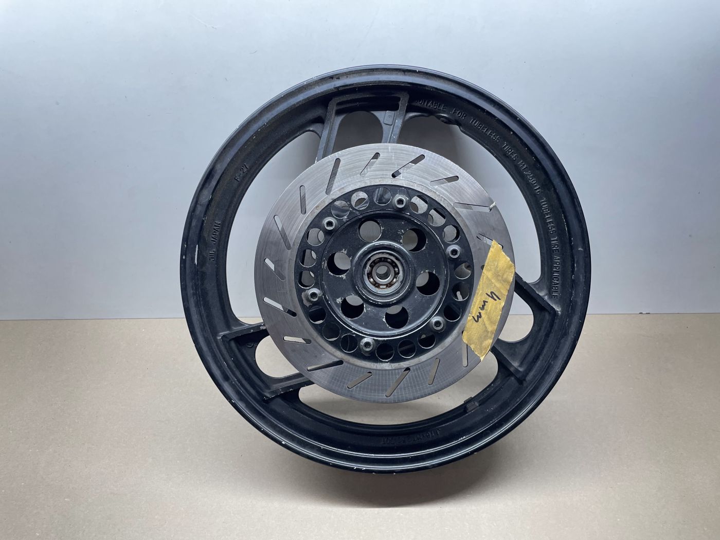 Yamaha FZ 400 FZ 600 - Felge vorne 16 X 2.50 F-27 Vorderrad Reifen Felge (118-V)