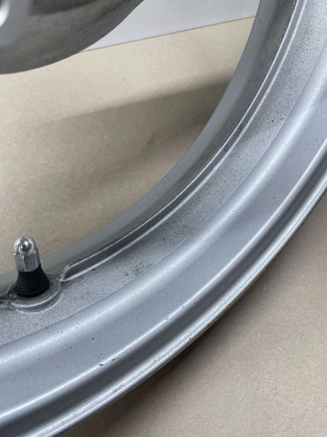 Honda CBR 1000F - Hinterrad Reifen Felge hinten wheel  (118-F)