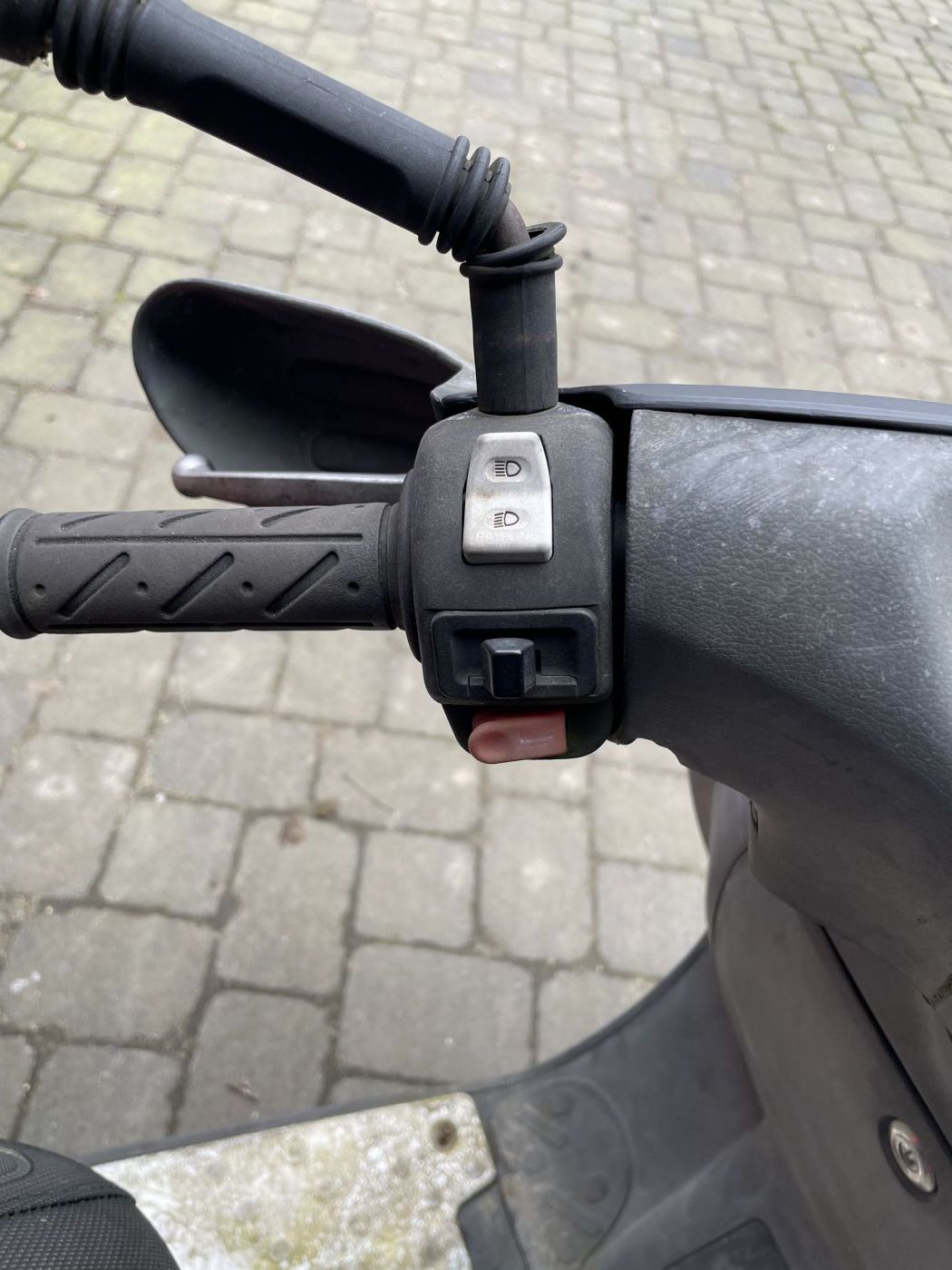 Kymco Cobra Cross - Lenkerarmatur Lichtschalter Blinker Hupe (114)