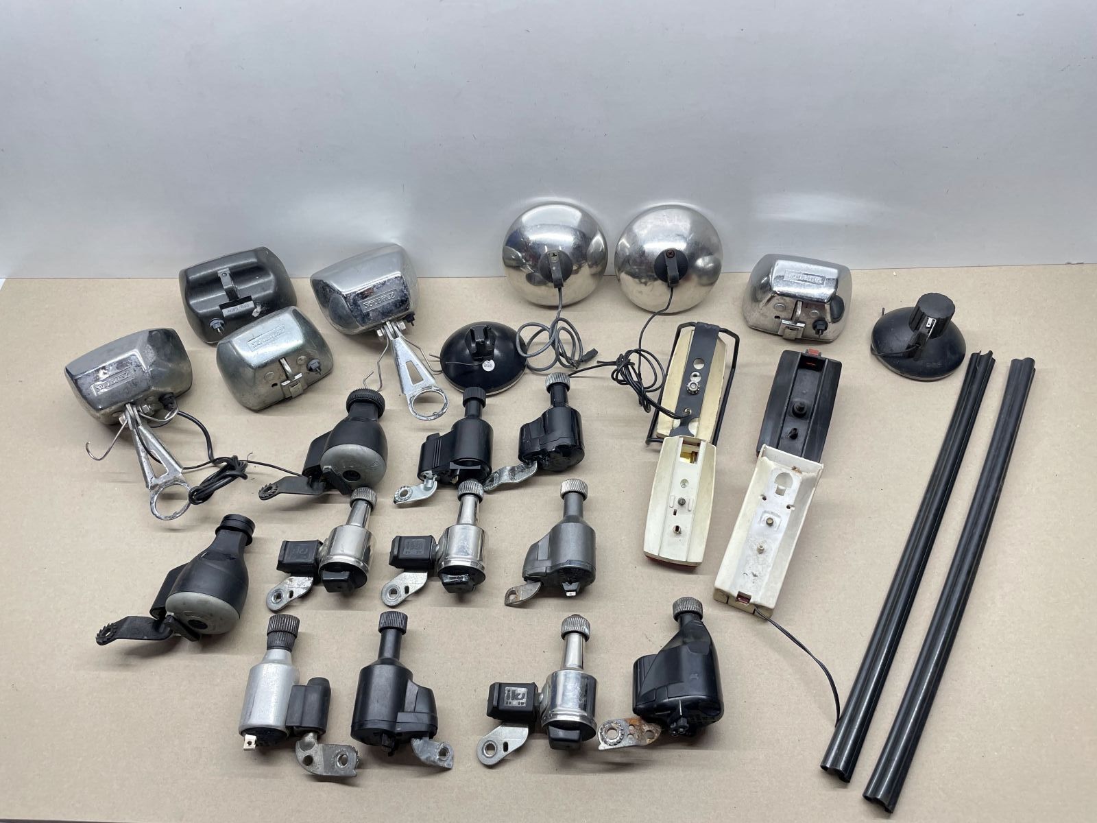 Saxonette Spartamet - 9x Scheinwerfer, 4x Rücklicht, 11x Dynamo Fahrrad (83-6)
