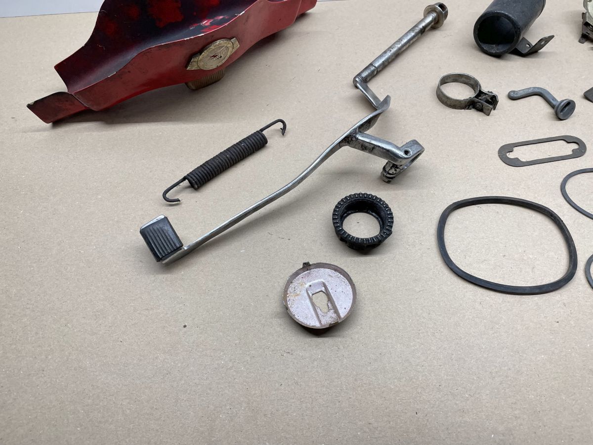 Simson Schwalbe original Teile Verkleidung Schaltwippe Luftfilter Schraube etc.