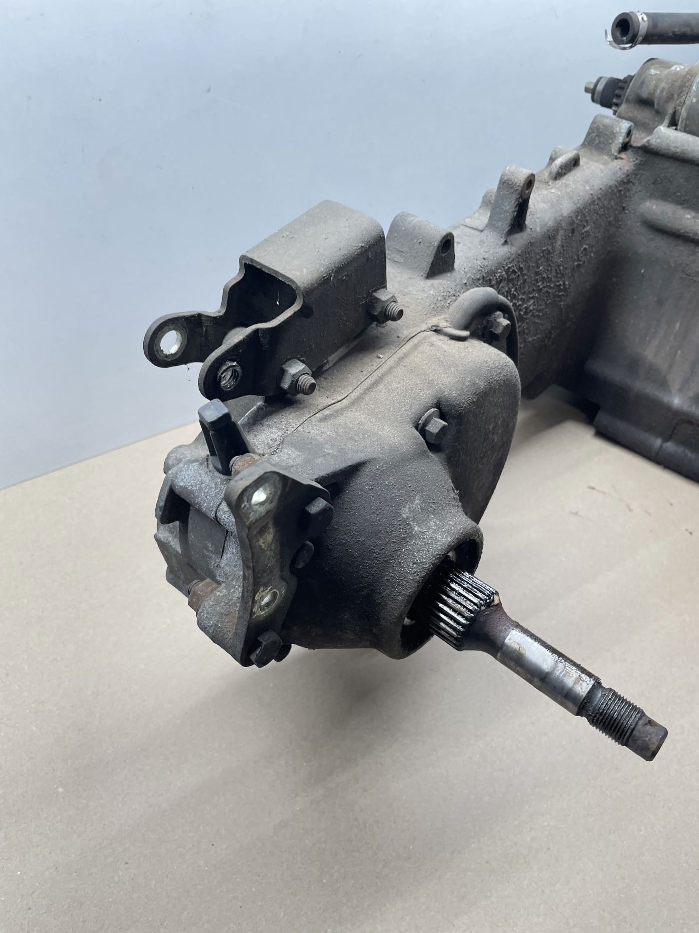 Piaggio Beverly 125 - Motorblock Kurbelwelle Getriebe Zylinder Anlasser engine (110)