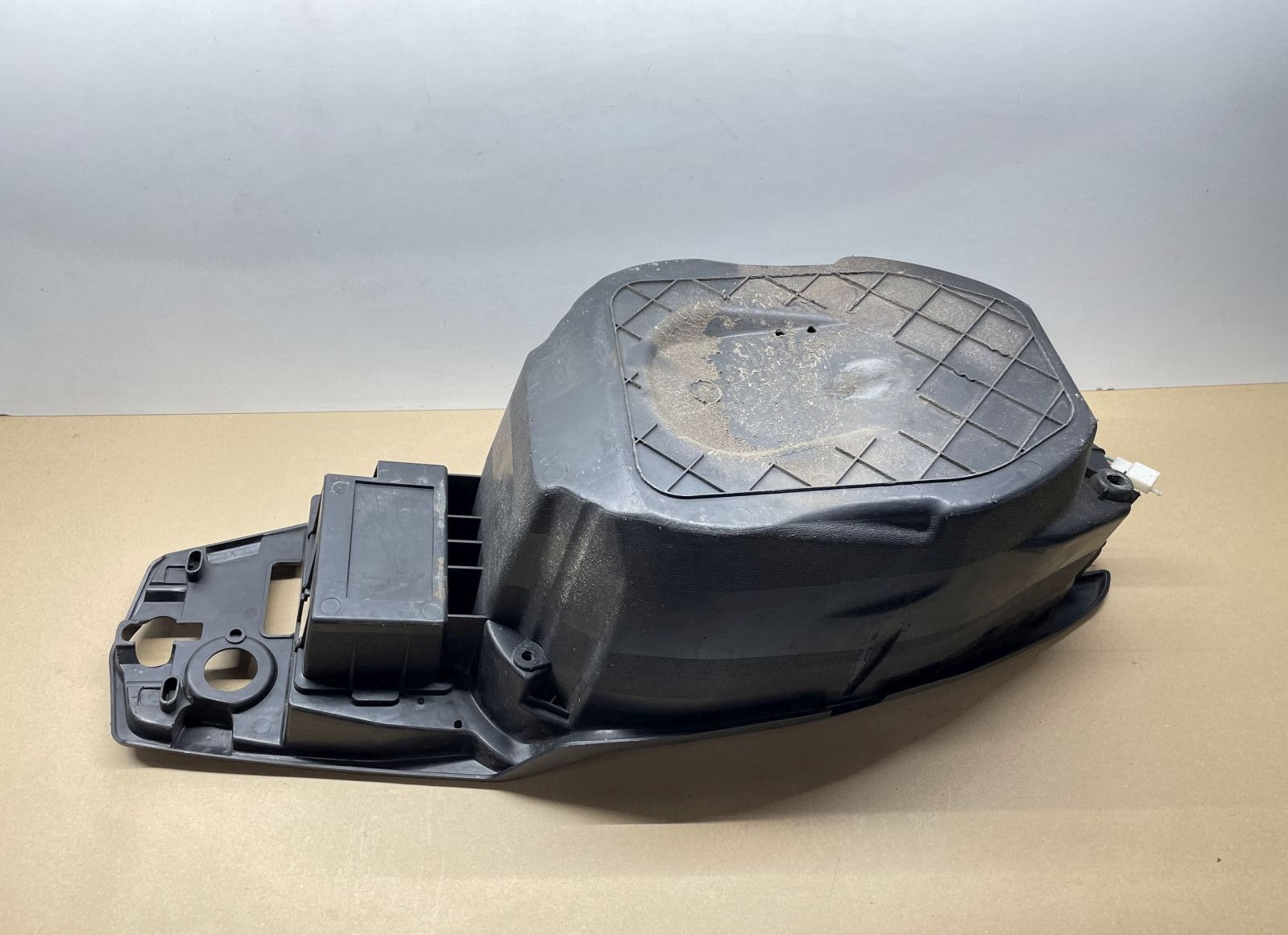 Peugeot Speedfight 3 4T 50 - original Helmfach Staufach Verkleidung (87)