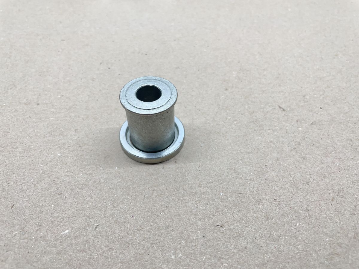 KTM Bora 25 50 - ORIGINAL Distanzsrolle Hinterrad NOS Haltescheibe (39-37)