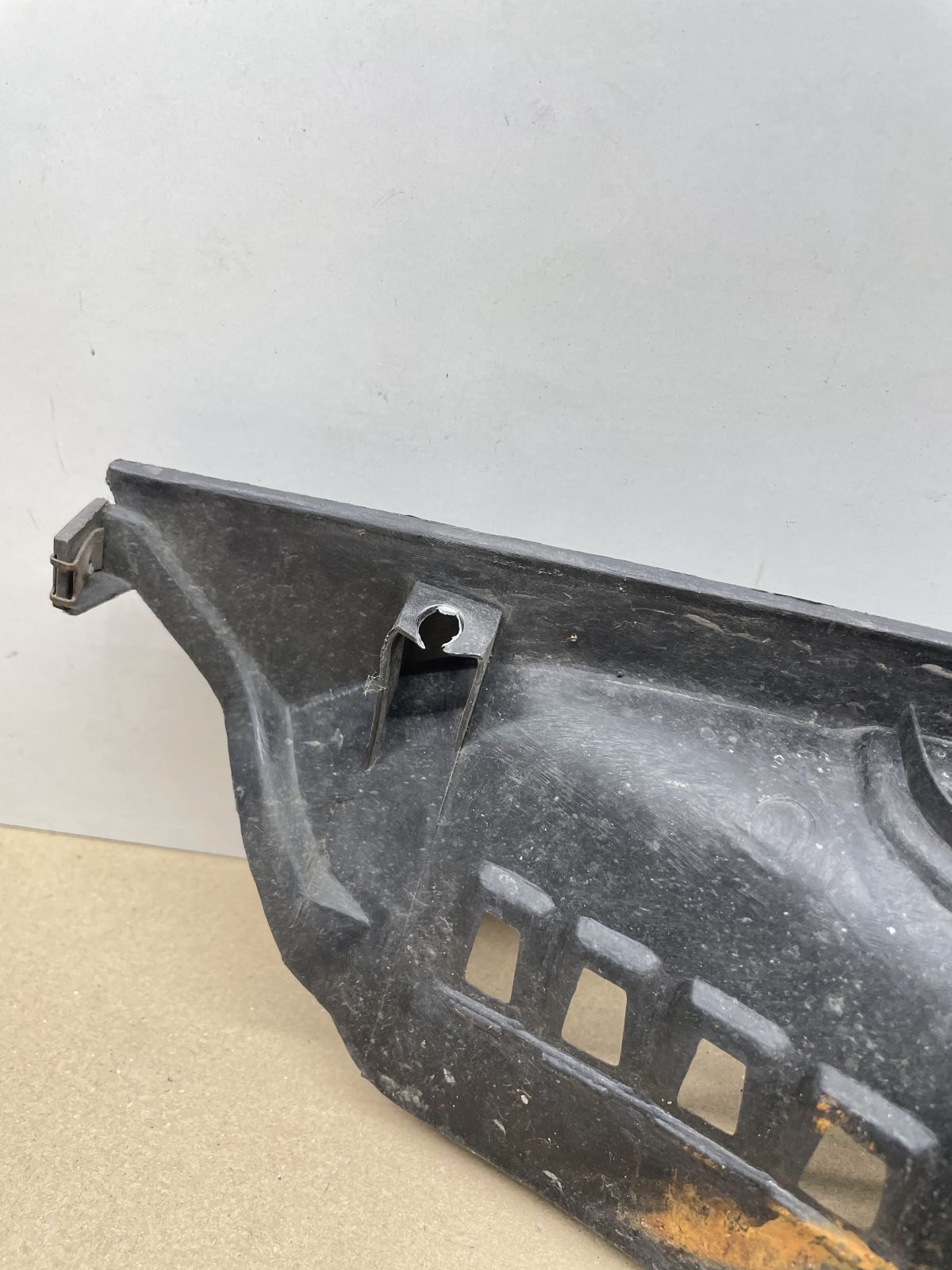 Pegasus SKY 125 - Trittbrett Fußablage Verkleidung Abdeckung fairing (37-3)