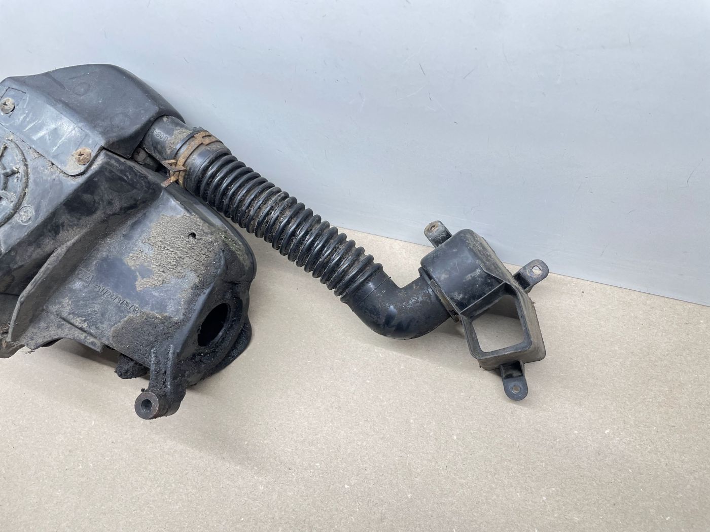 Kymco Cobra Cross - original Luftfilterkasten airfilter (114)
