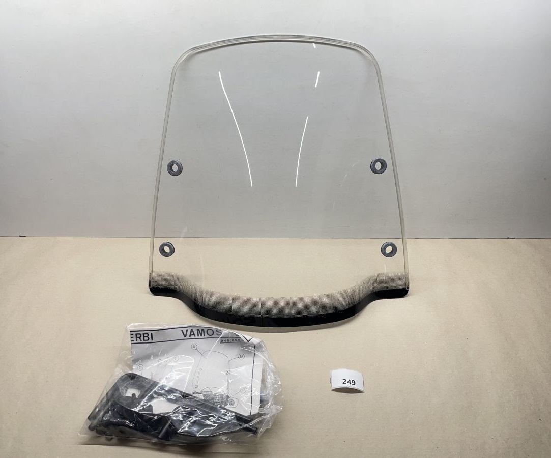 Derbi Vamos Windschild NEU + Halterung Windschutzscheibe (102)