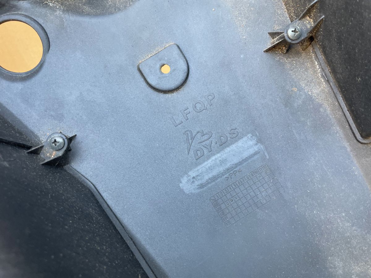 Lifan S-Ray 50 Beinschild Innenraum Verkleidung Abdeckung fairing (102-V-RO)