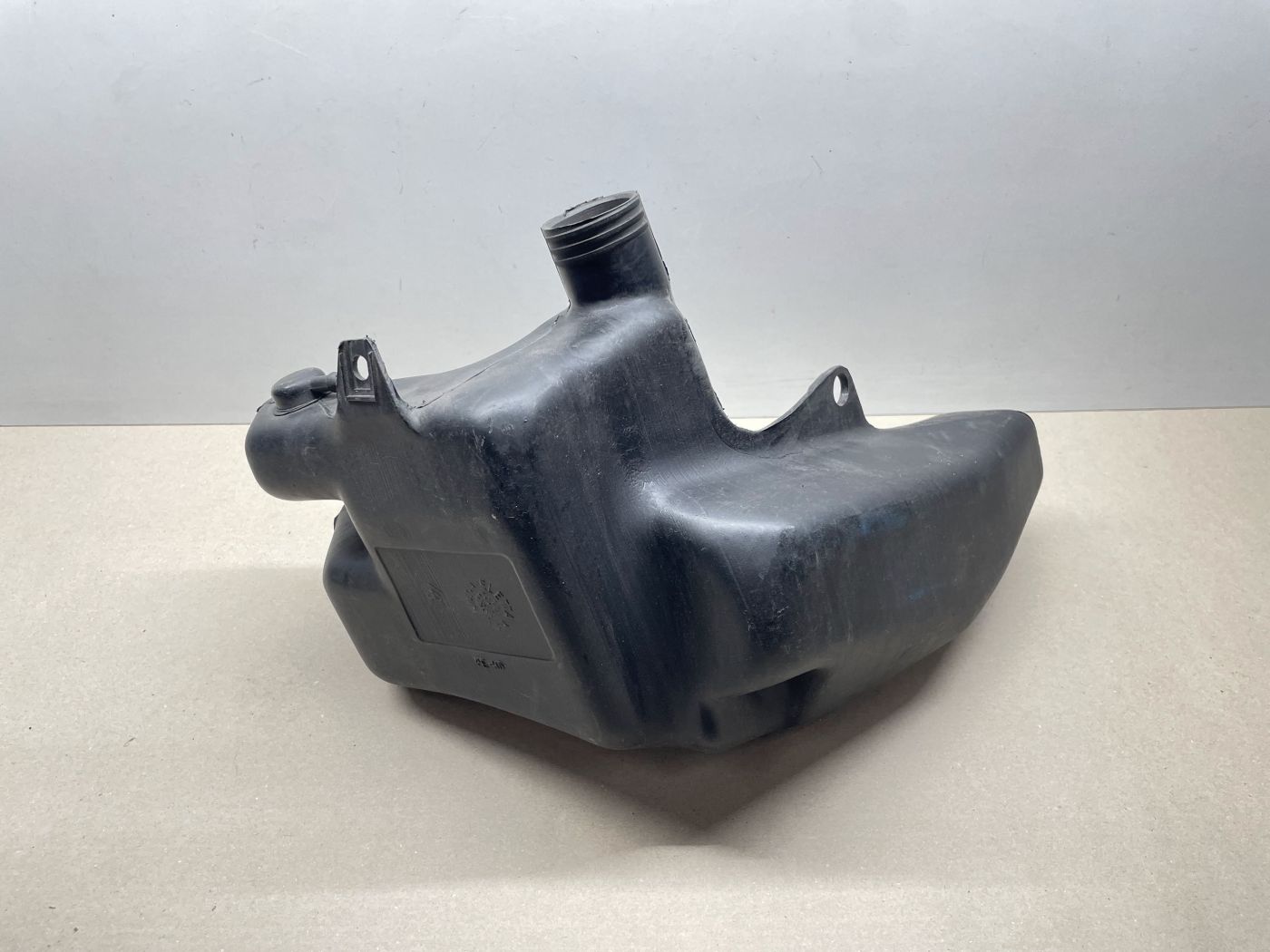 Piaggio Zip Base - original Benzintank NOS NEU Kraftstofftank petrol tank (105)